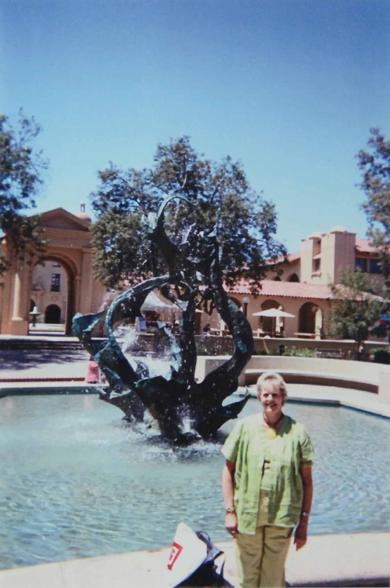 Terrie at the Stanford fountain