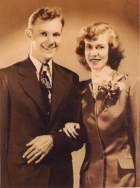 Robert Earl Wildermuth and Dorothy Davis on their wedding day, Easter Sunday 20 April 1946