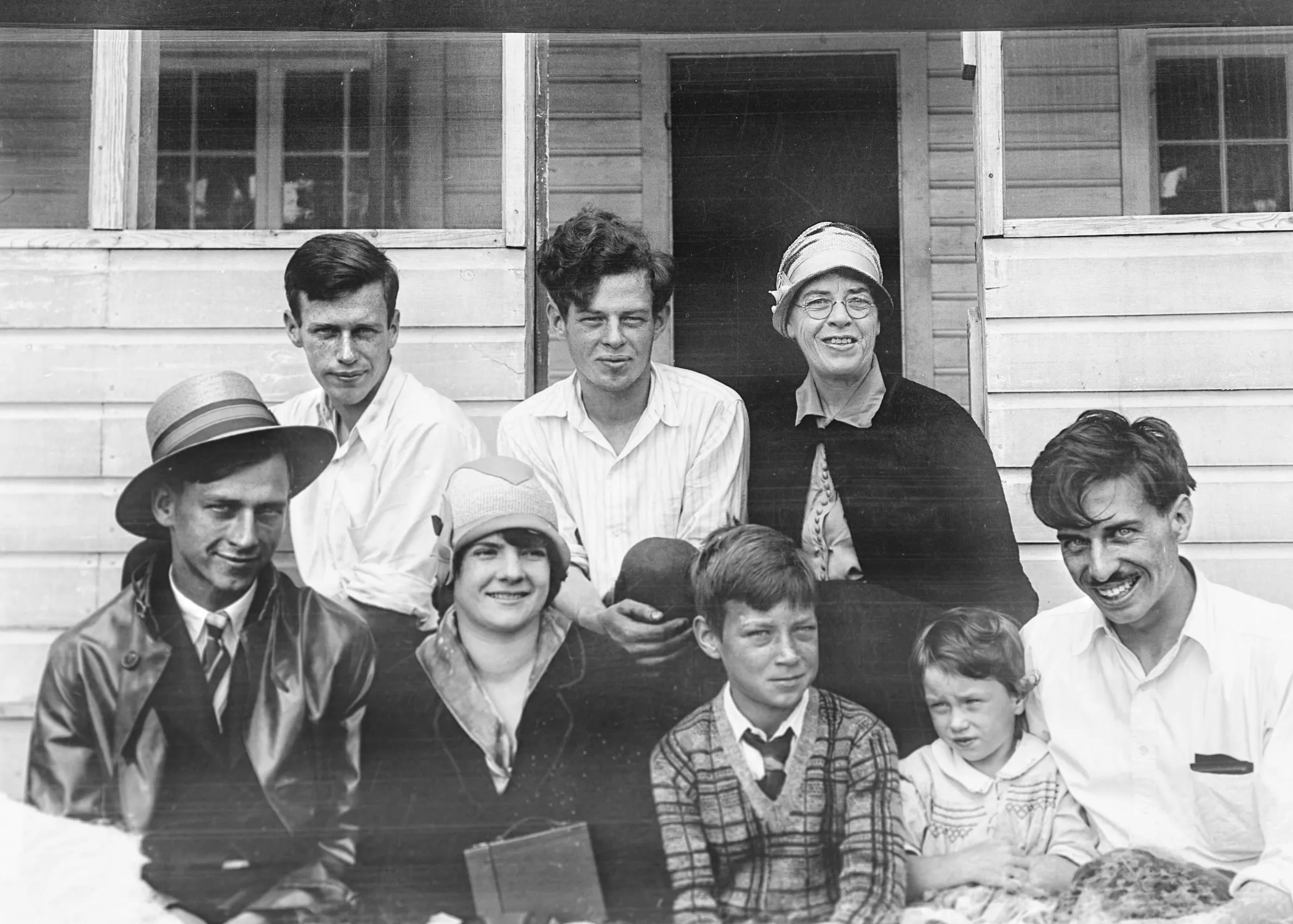 Family group at the Black Lake cottage with Leonard, c. 1928