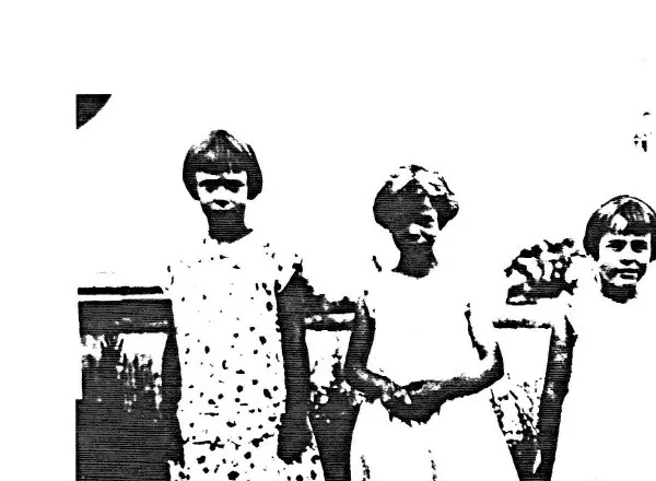 The Three Davis Sisters — Mary (6), Dorothy (5), Betty (4) — "Why so glum?", c. 1930