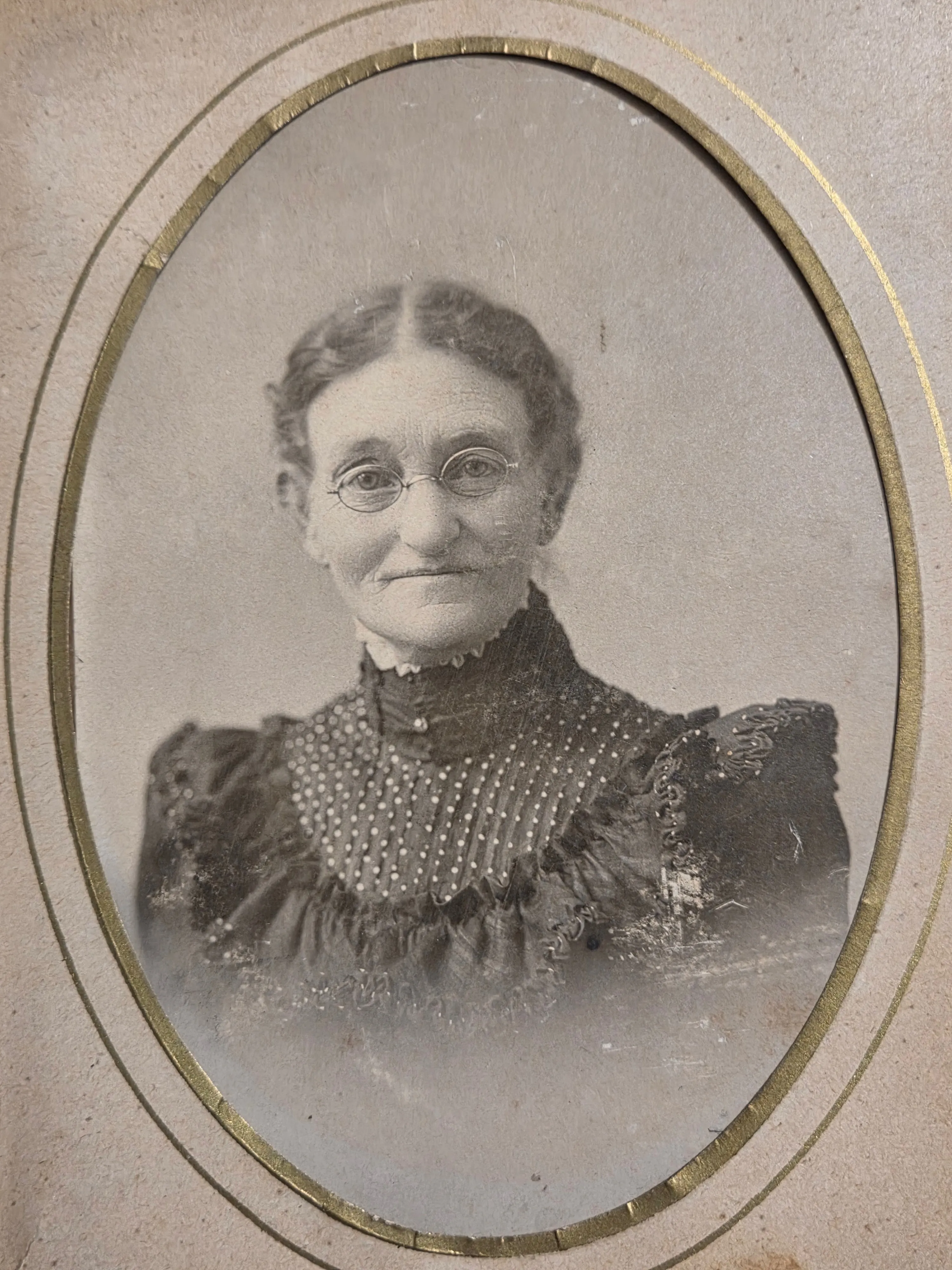 Mary O. Timmons Chenoweth in old age, c. 1900-1915